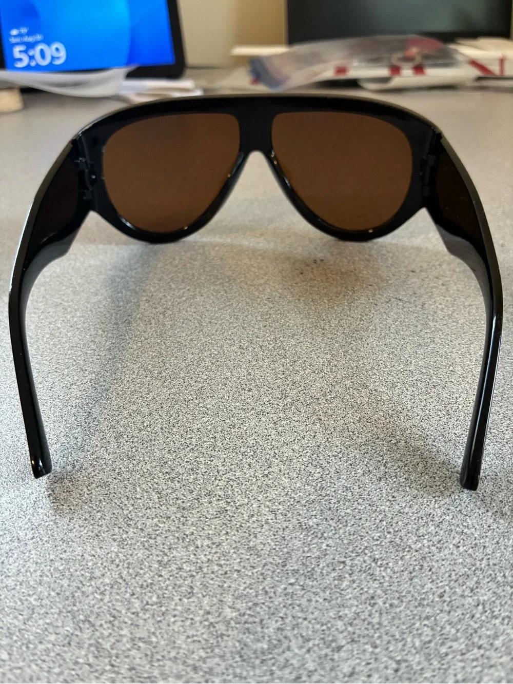 Black Oversized Aviator Sunglasses with Brown Lenses